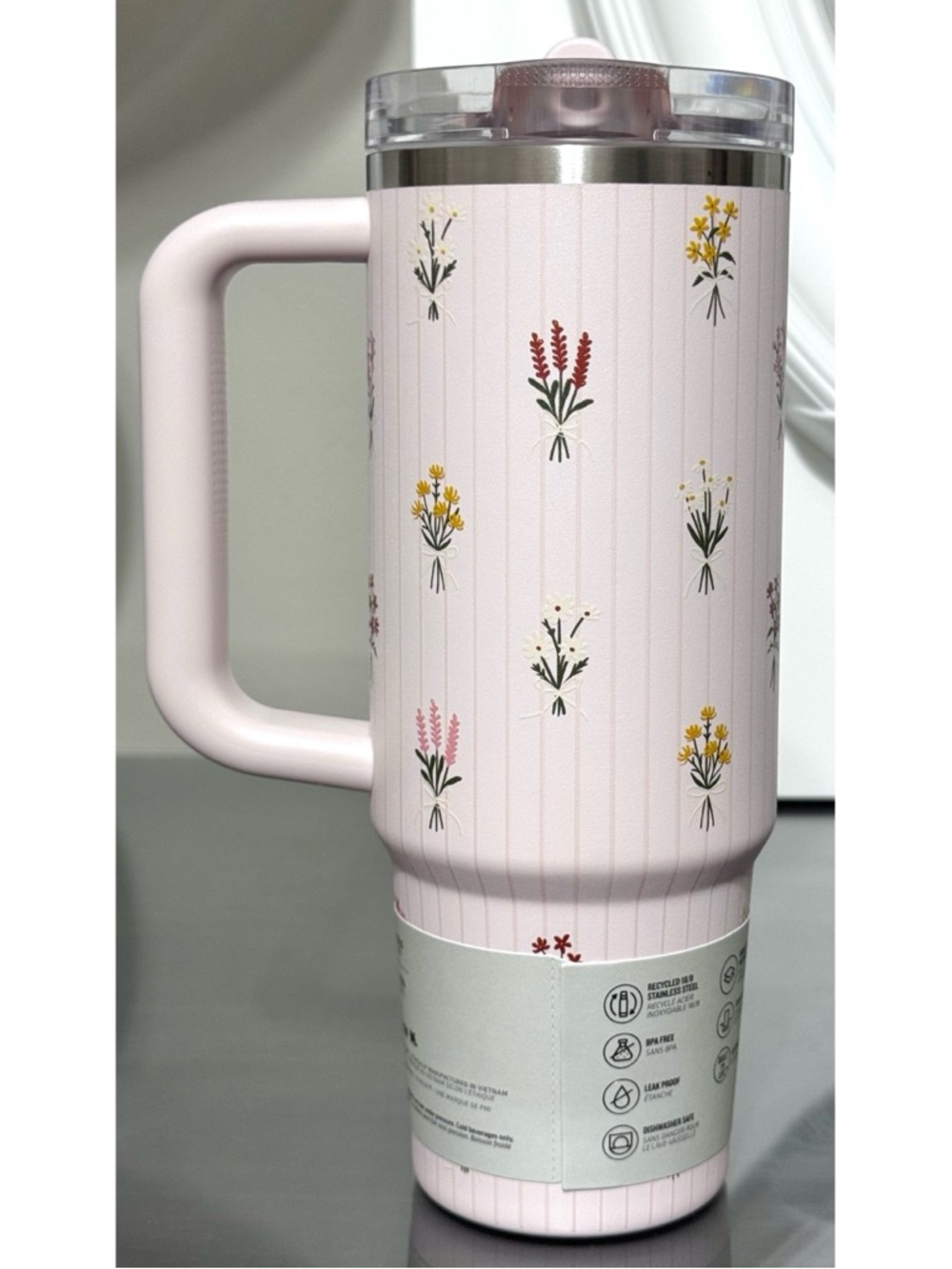 STANLEY‎ QUENCHER PROTOUR 30OZ FLIP STRAW TUMBLER, ROSE QUARTZ BOUQUETS - Picture 2 of 4